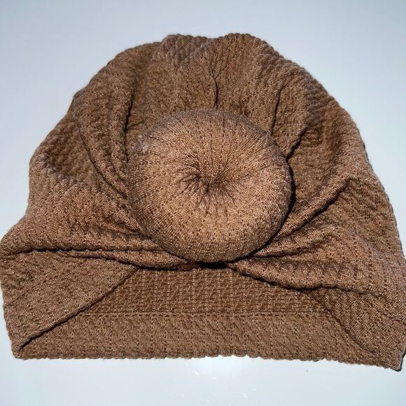 πΒ New π Cute Little Girls Turban with Bun Sizeβ0-6 Months π - Picture 1 of 5
